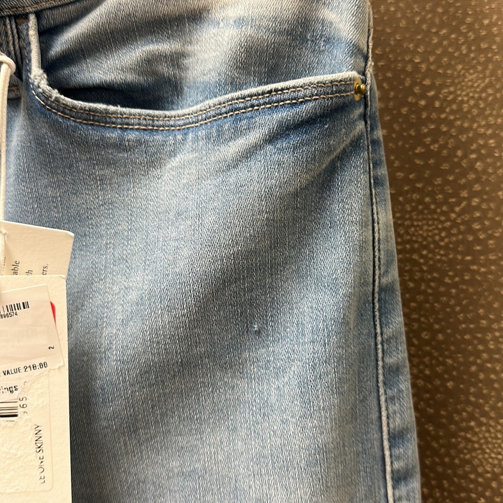 🔥🔥🔥NEW Frame Le One Mid-rise Skinny Jeans - Picture 5 of 9